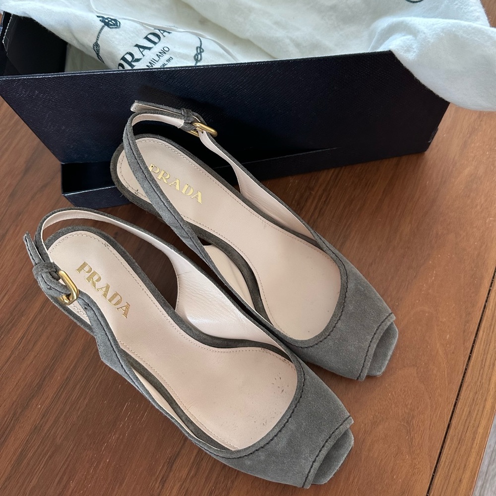 Good condition Prada espadrilles size 38 1/2 (7.5 US)